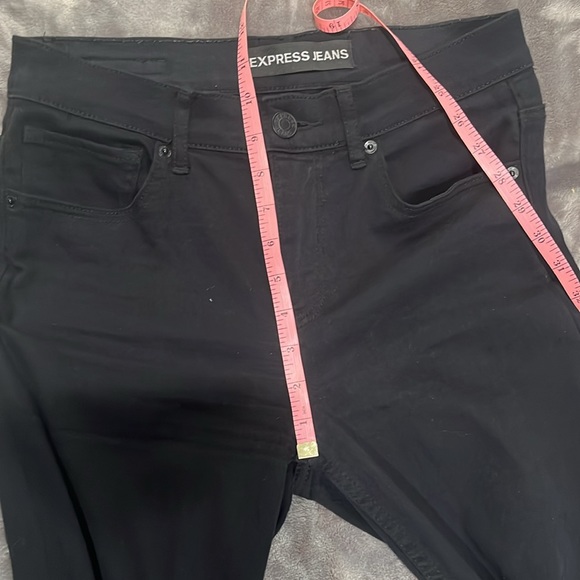 Women’s distressed jeans - Picture 8 of 10